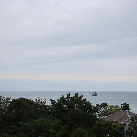 Tj Guest House Makhinjauri Phòng bức ảnh